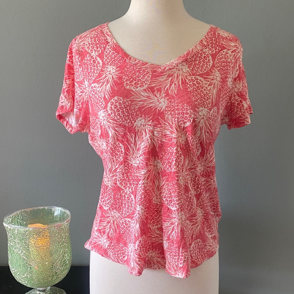 Old Navy Pink Pineapple-Print Short Sleeve Tee
